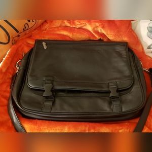 BLACK Laptop bag NEVER USED